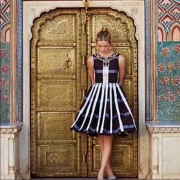 maeve anthropologie brown plaid dress Maeve Anthropologie Plaid Smocked Dress (S) main image 1